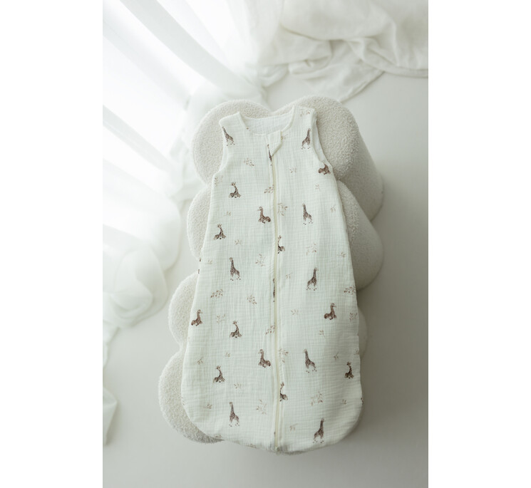Organic cotton muslin baby sleeping bag 0 - 5 months 1.0 TOG - giraffes - MY MEMI