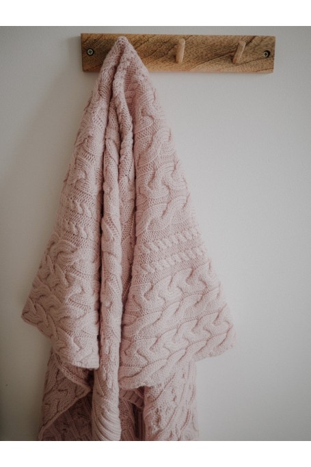 Kocyk warkocz ze 100% wełny merino powder pink (pudrowy róż) - premium collection MY MEMI OUTLET