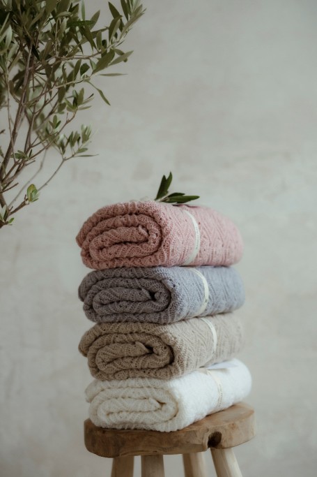 Kocyk ze 100% wełny merino warm beige Pearl - premium collection 2