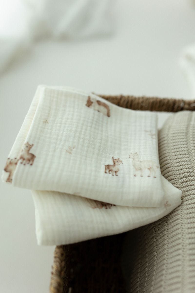 Pieluszka muślinowa z bawełny organicznej 60x65 - alpacas OUTLET