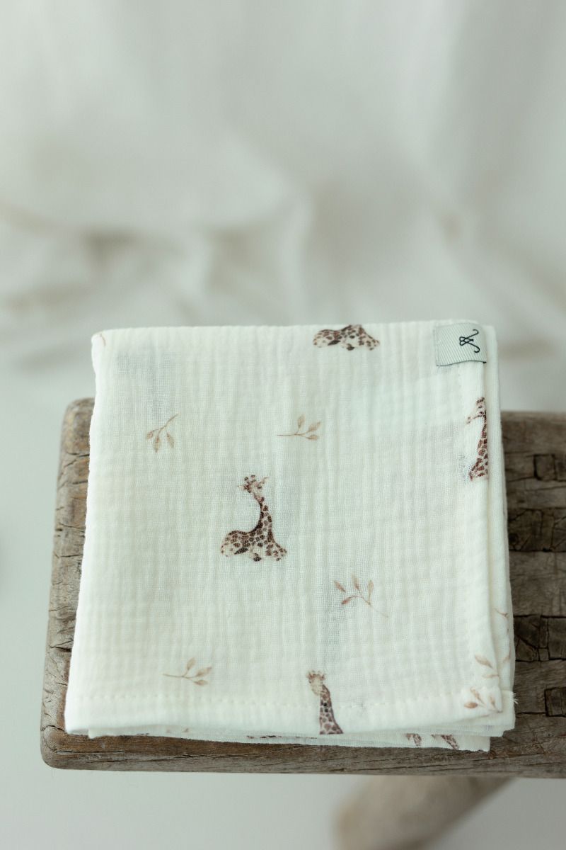 Pieluszka muślinowa z bawełny organicznej 60x65 - giraffes OUTLET